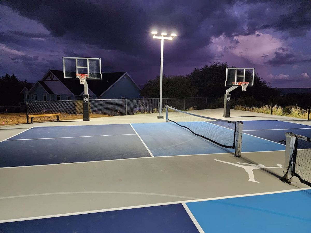 Your Bear Lake dream home! Theater, hot tub, courts and many more! 4
