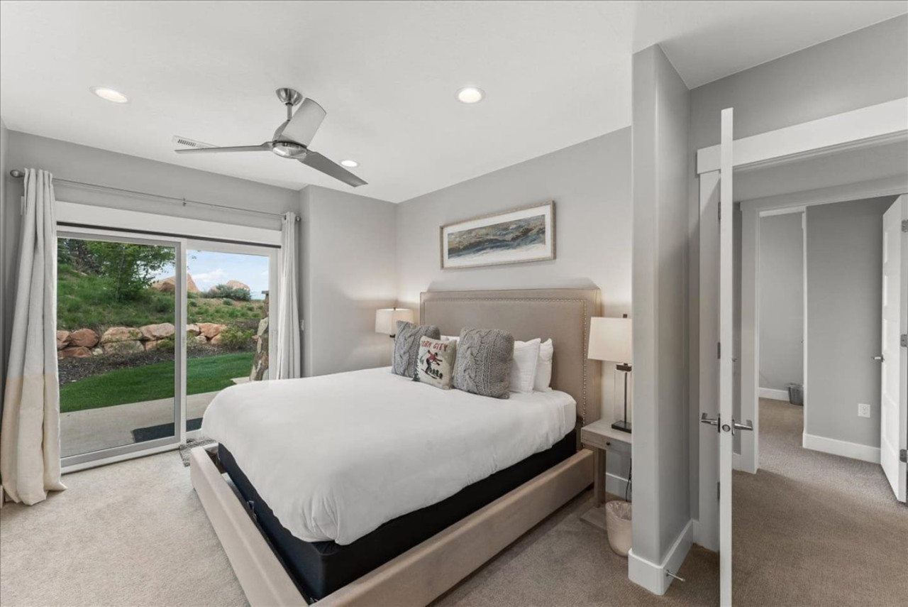 Perfect location! Come and see 3