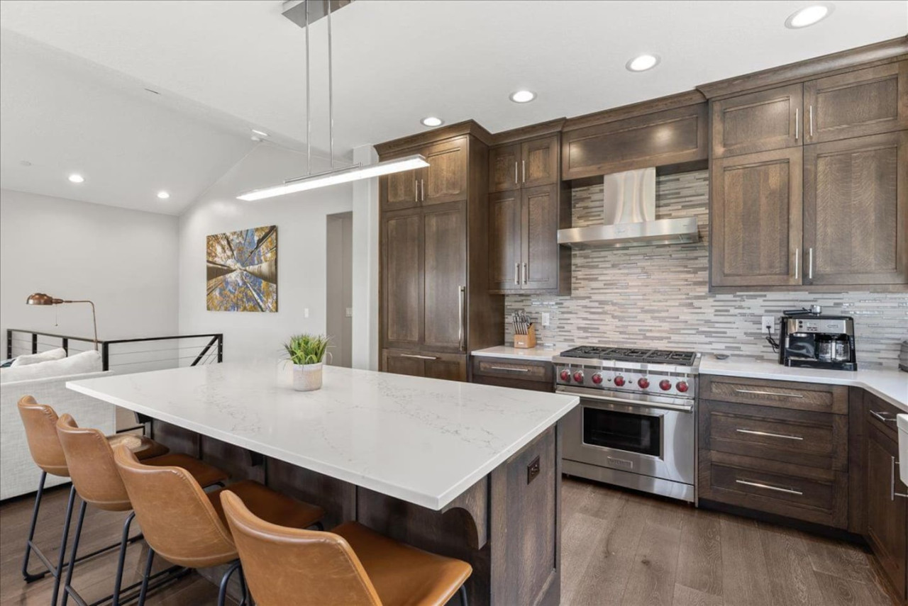 Perfect location! Come and see 4