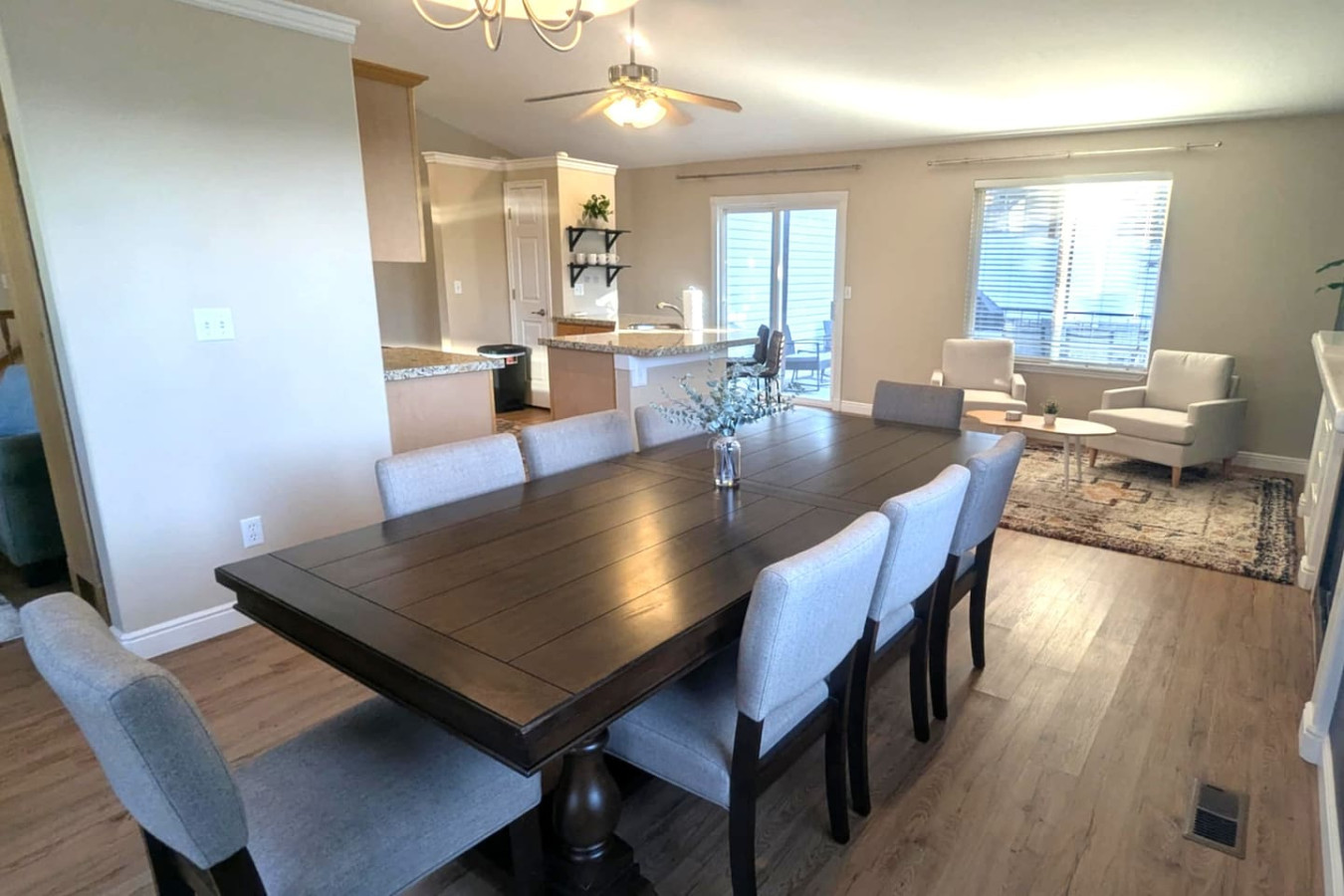 Best Location for Everything. Brand new in Draper! 3