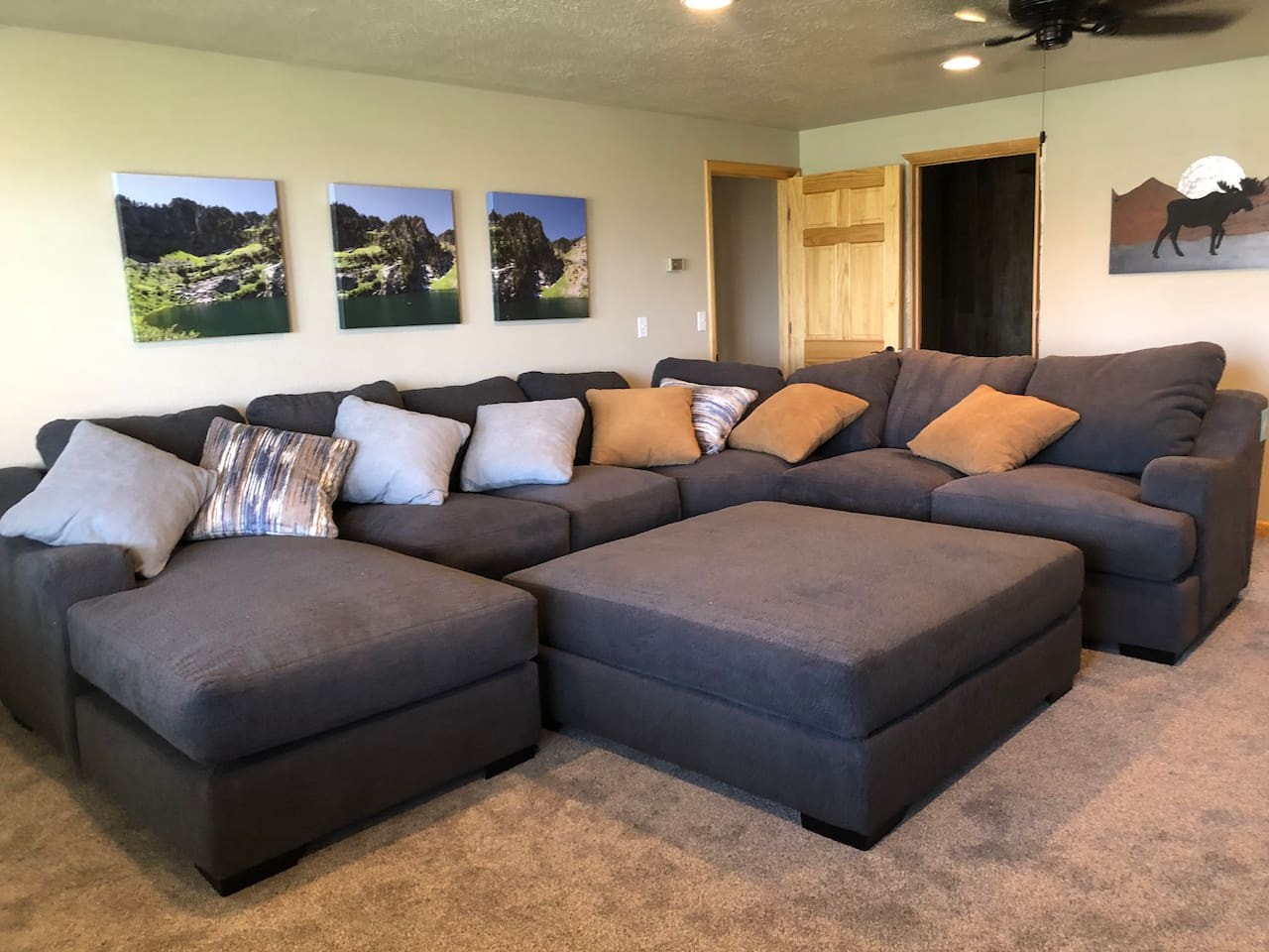 Family Cabin with Beautiful view of Bear Lake 2