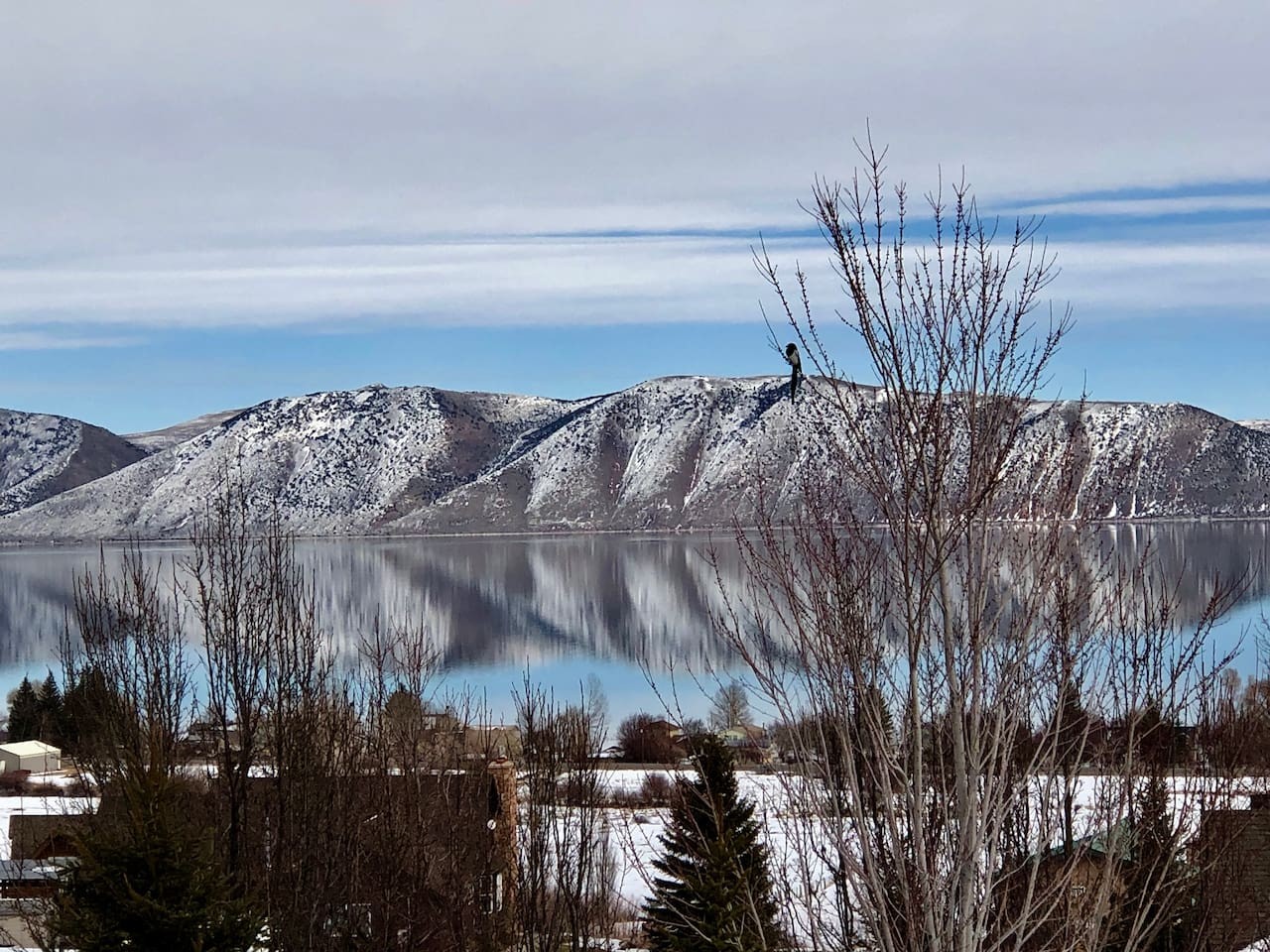 Family Cabin with Beautiful view of Bear Lake 6