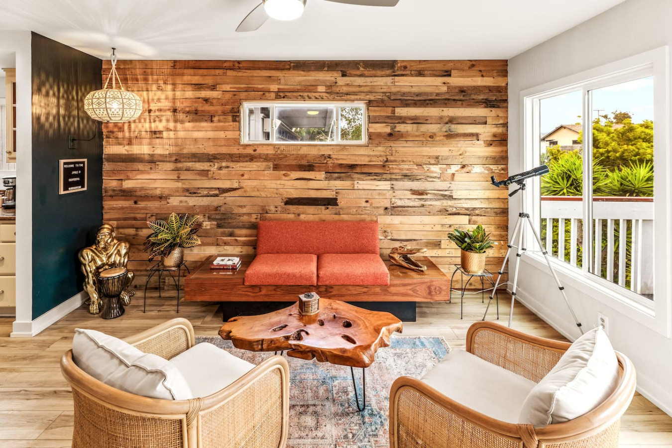 Mile To Beach! Pool Table & Hot Tub! Pet Friendly! - Oceanside, CA