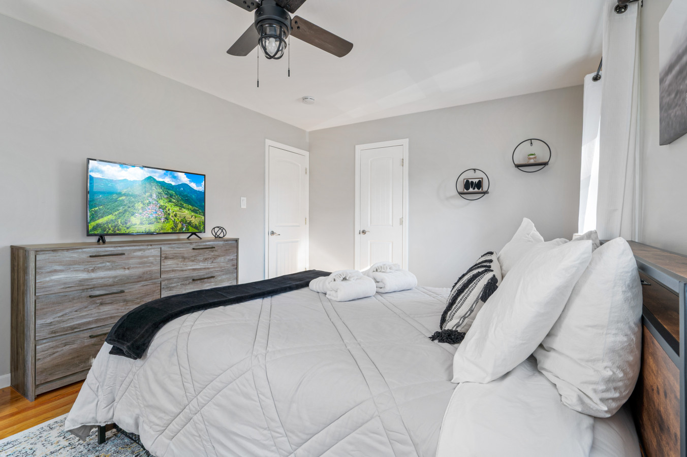 76 Tamarack