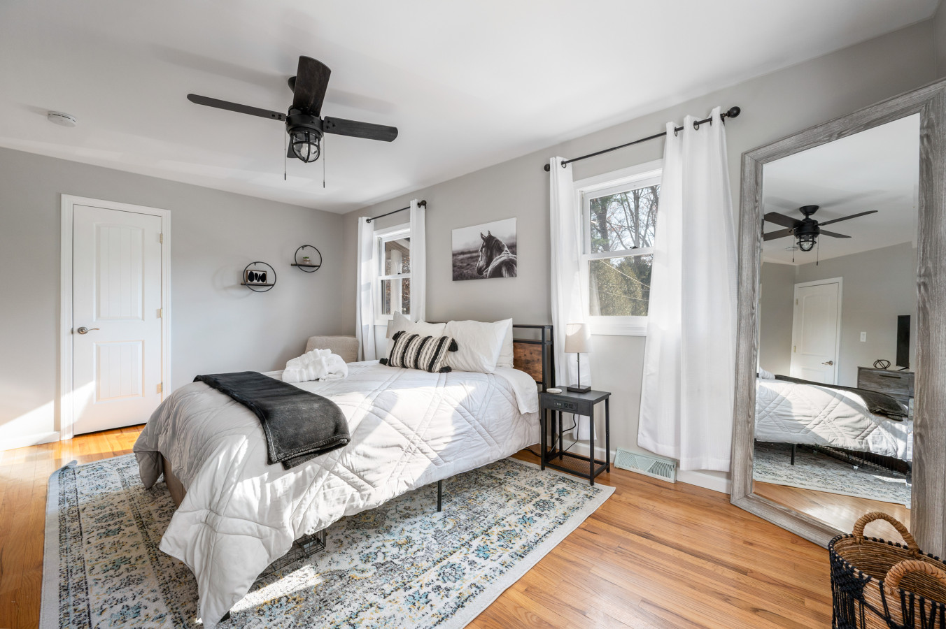 76 Tamarack