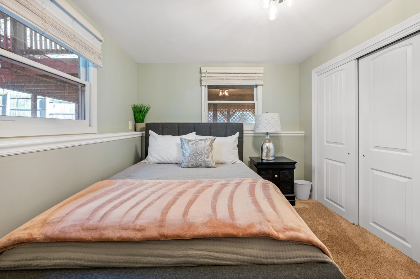 76 Tamarack