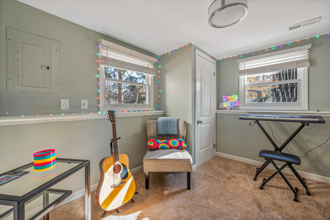 76 Tamarack