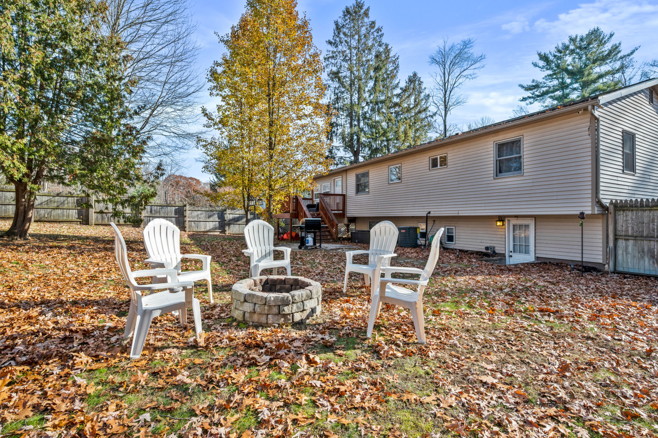 76 Tamarack