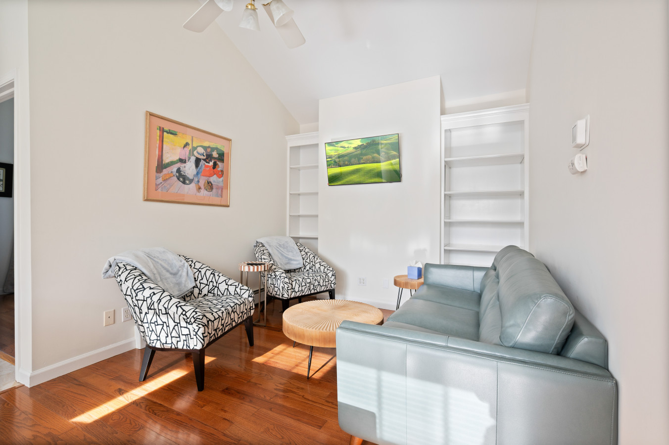 3 Salem Apt B