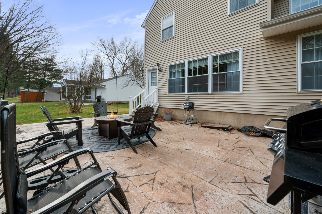 3 Salem Apt B