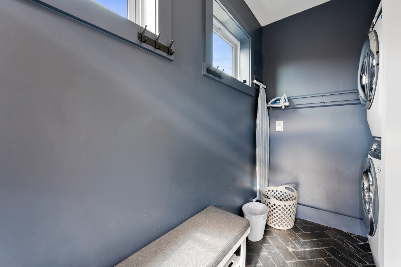 14 Thomas Apt 1