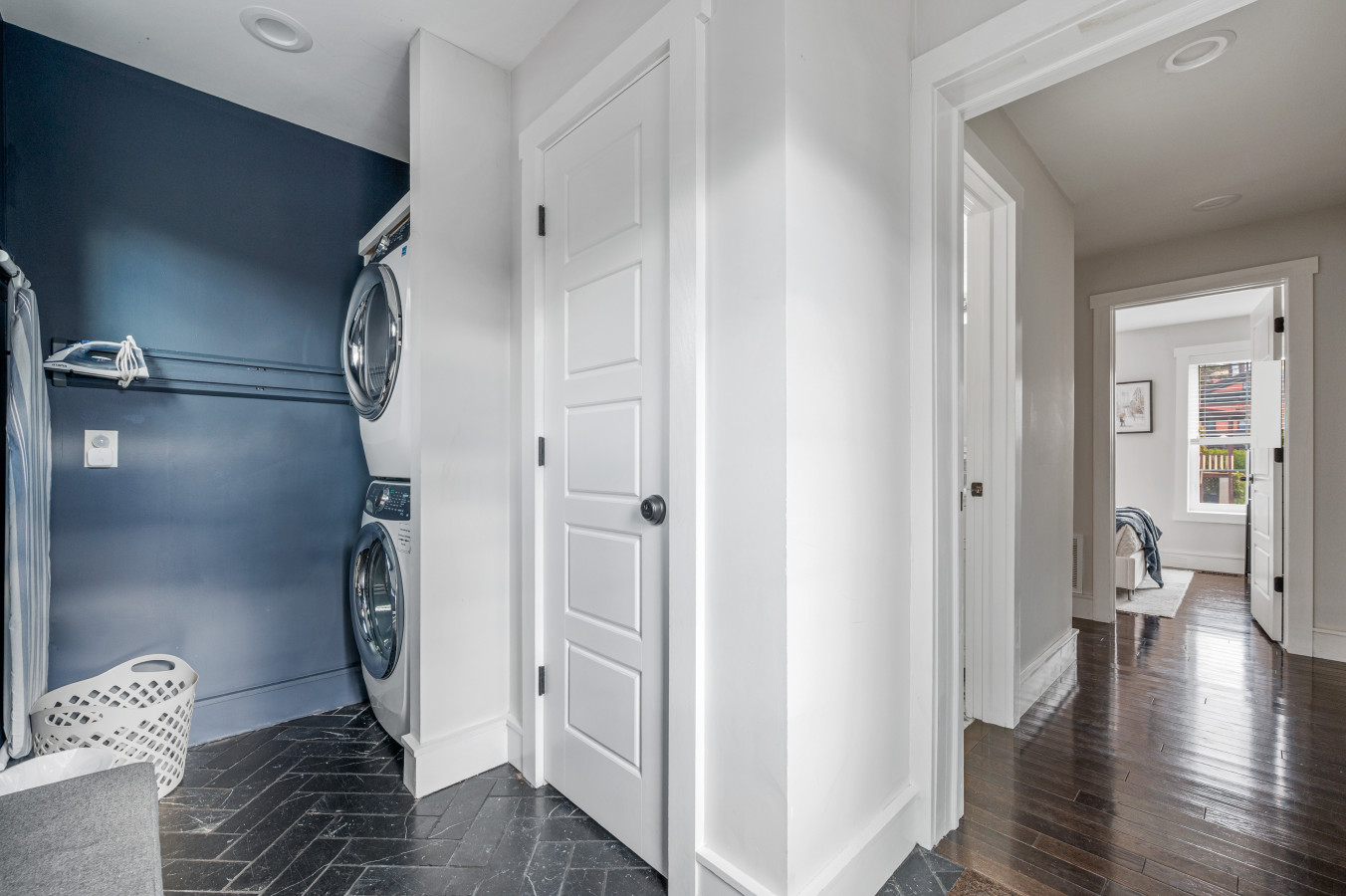 14 Thomas Apt 1