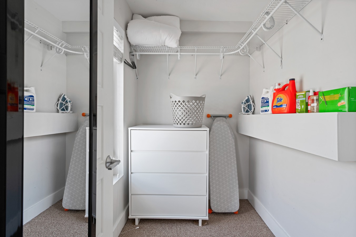 14 Thomas Apt 2
