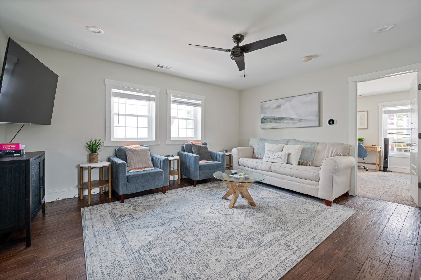 14 Thomas Apt 2
