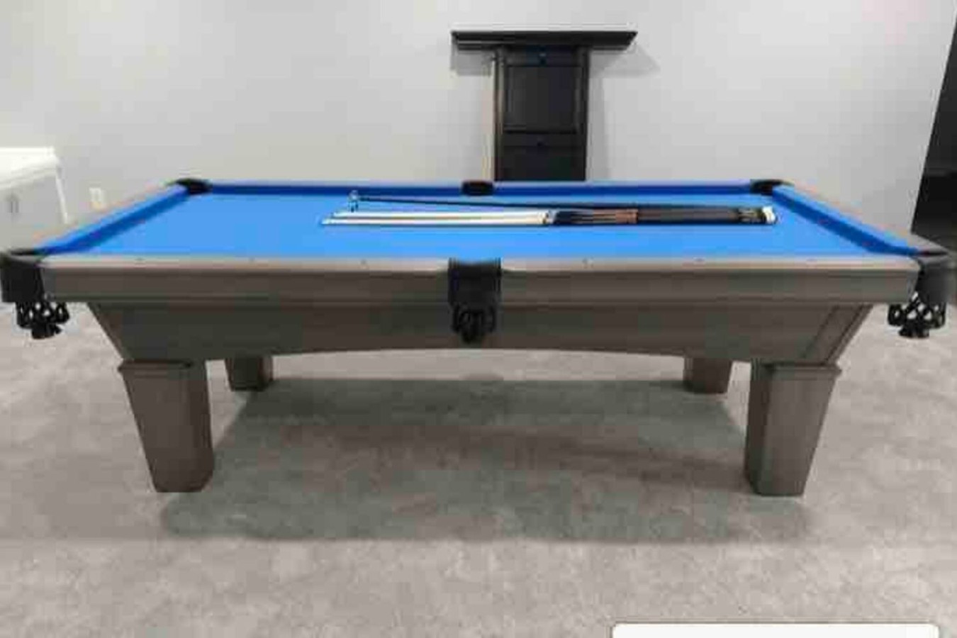 Indoor Hot Tub & Pool Table | 5BR Mile to Track