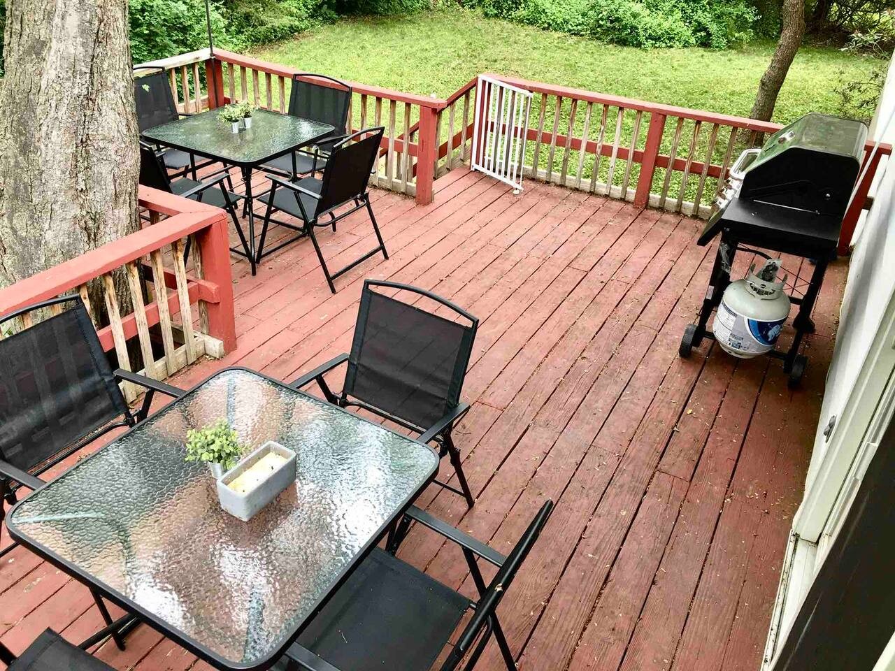Indoor Hot Tub & Pool Table | 5BR Mile to Track