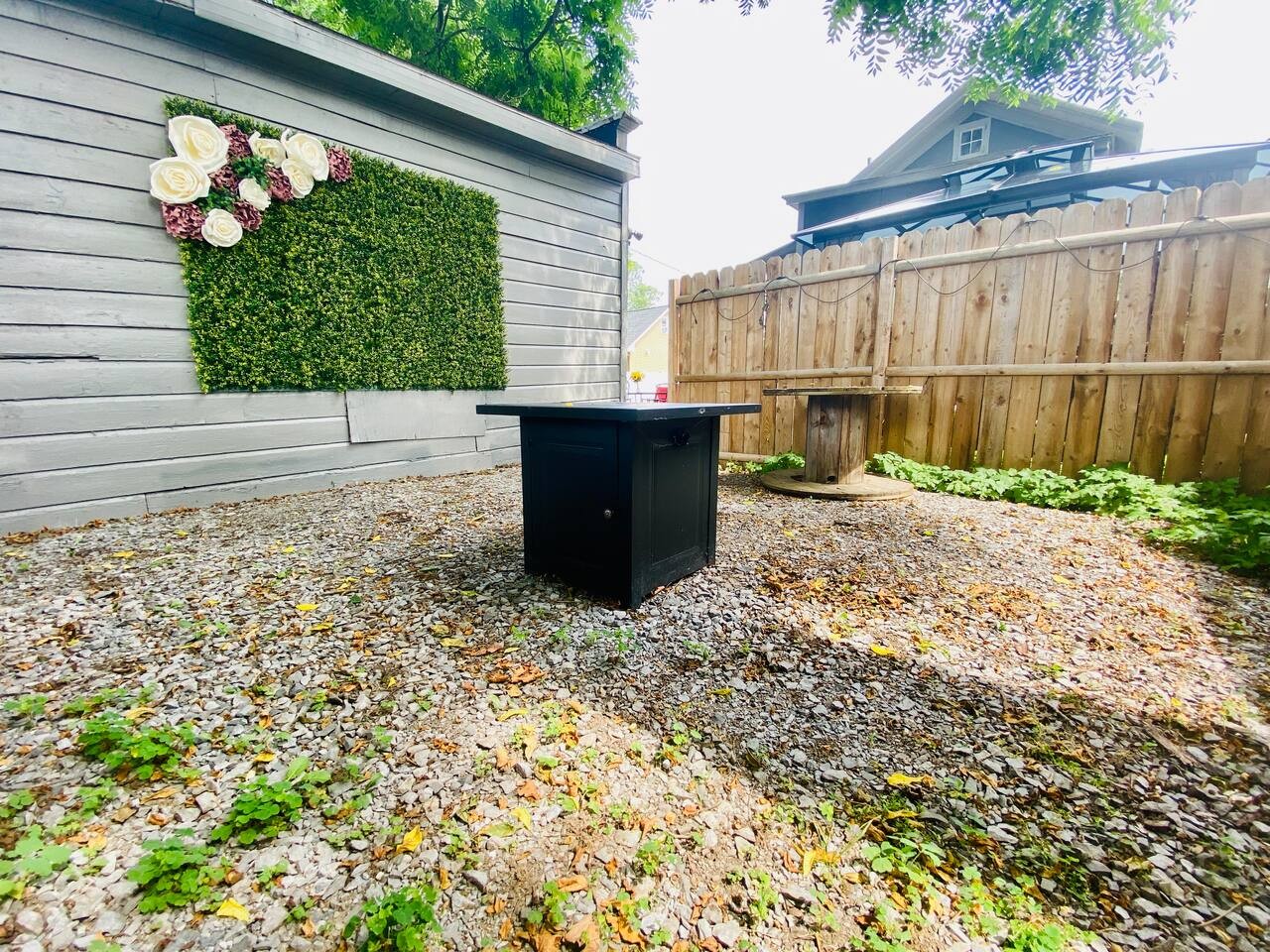 5BR 3 Bath | Walk to Track | Hot Tub, Sleeps 16