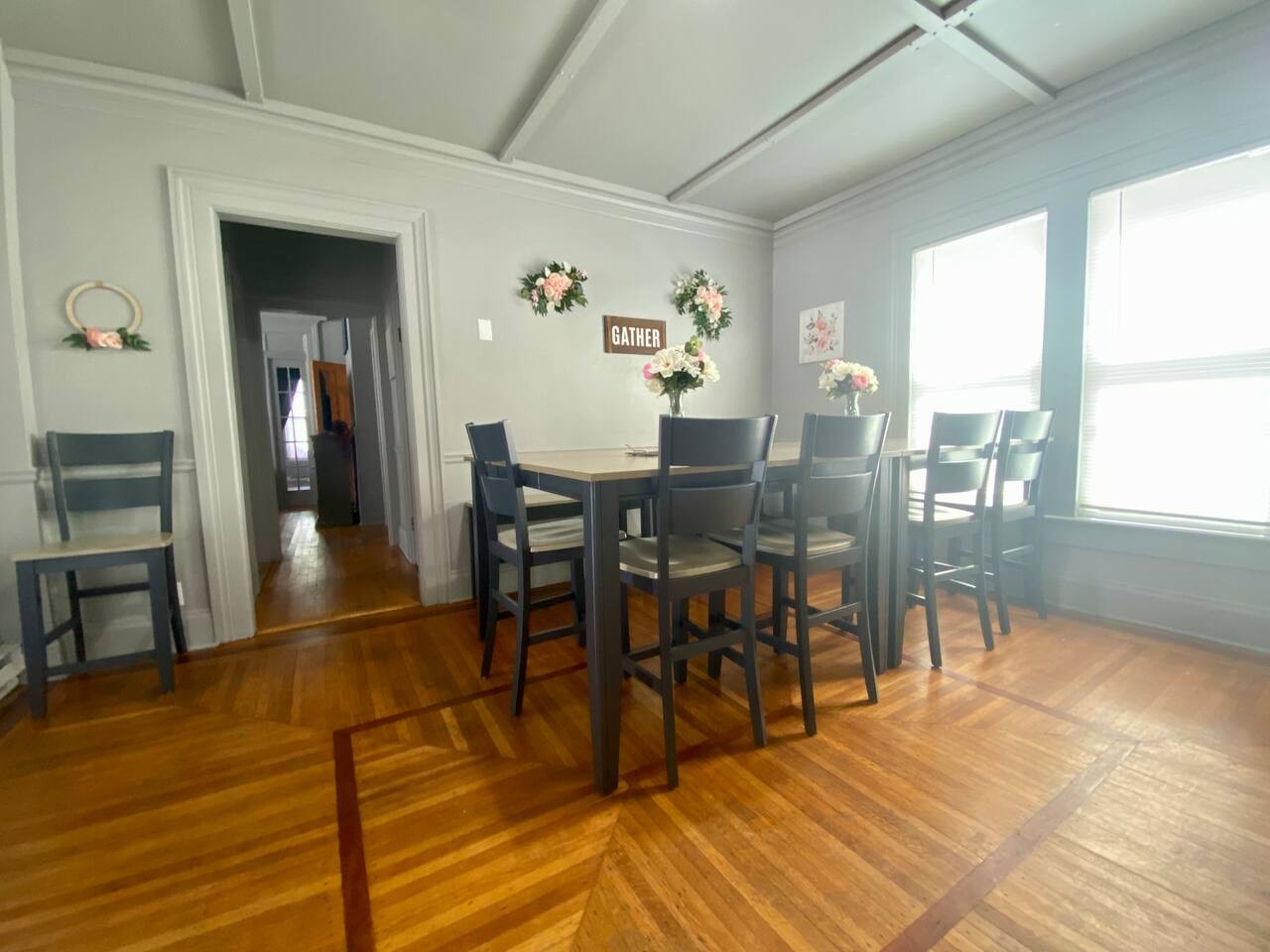 5BR 3 Bath | Walk to Track | Hot Tub, Sleeps 16