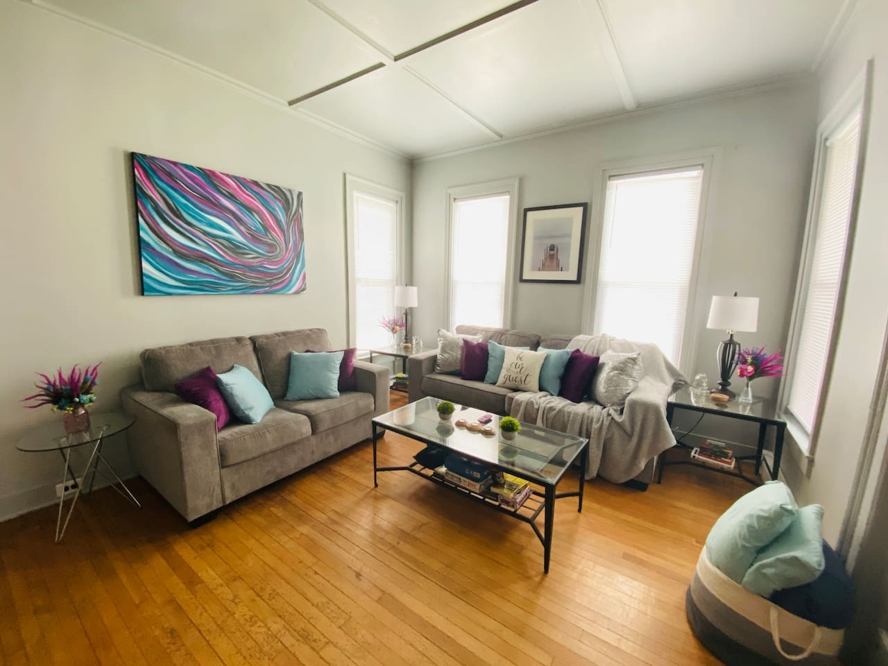 5BR 3 Bath | Walk to Track | Hot Tub, Sleeps 16