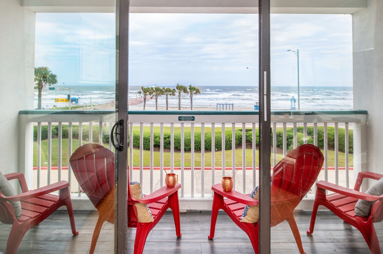 Casa Del Mar 201 | Galveston | Beachfront view | Pool