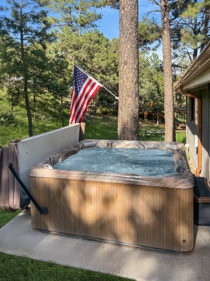 Charming Cabin With Hot Tub And Fireplace - Cozy Woodland Escape - New Mexico