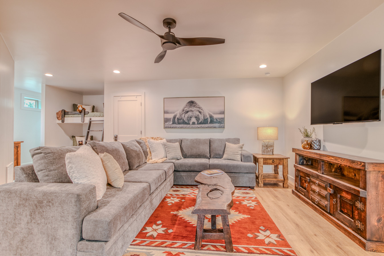Midtown Ruidoso Cabin | Riverfront • Hot Tub • Walkable 3