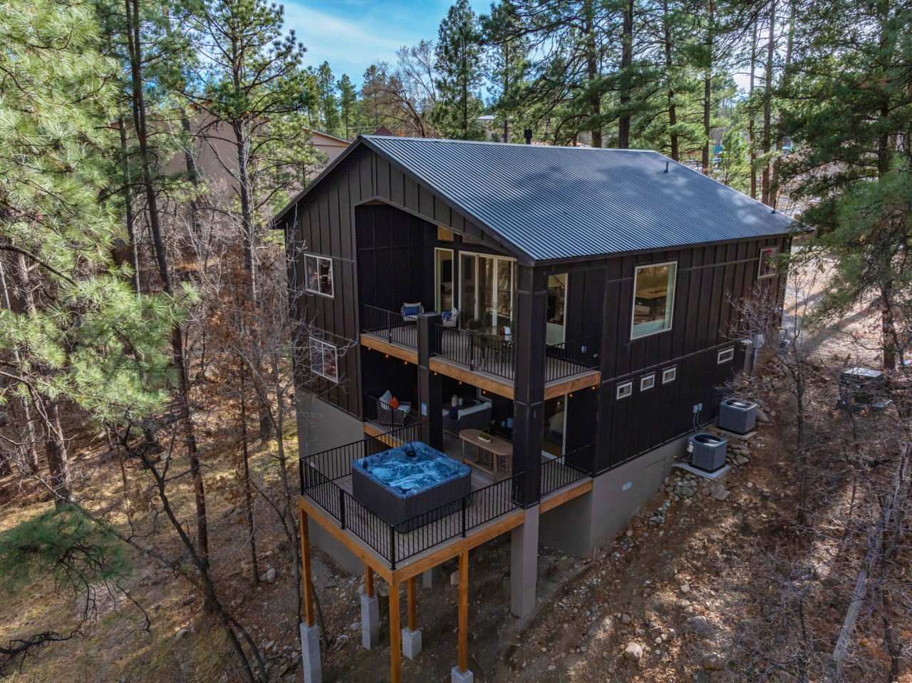 Midtown Ruidoso Cabin | Riverfront • Hot Tub • Walkable 4