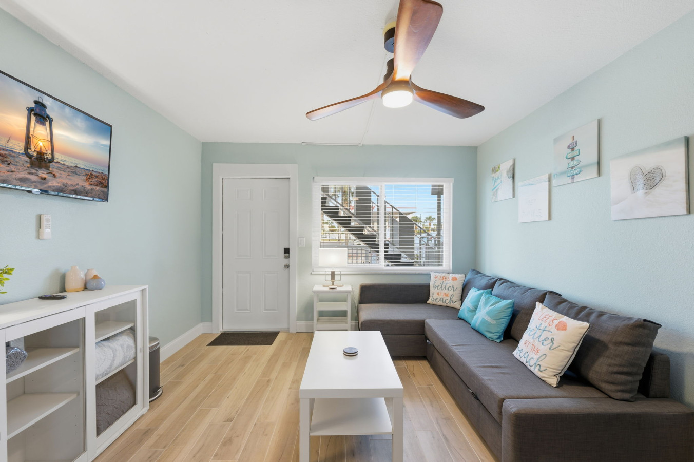 Coastal Escape And Spa-inspired Amenities - Charming Tropical Haven - Madeira Beach, FL