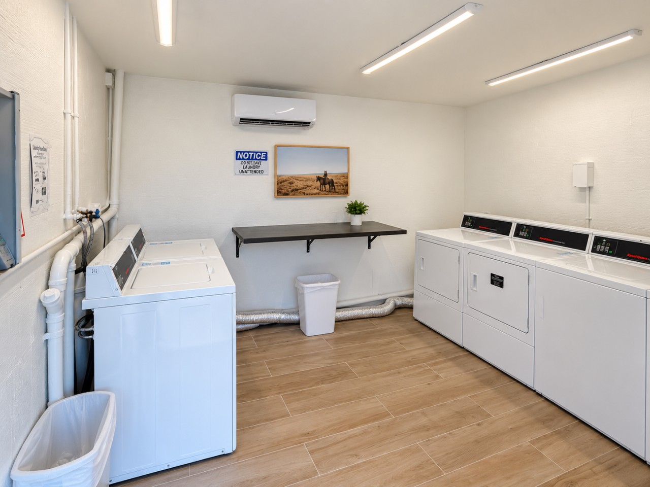 Modern 2 bedroom Apartment + Private Balcony - Photo 11