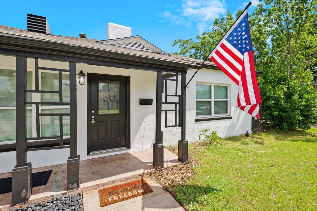 All American Cottage — 4 bedroom home in Wichita Falls