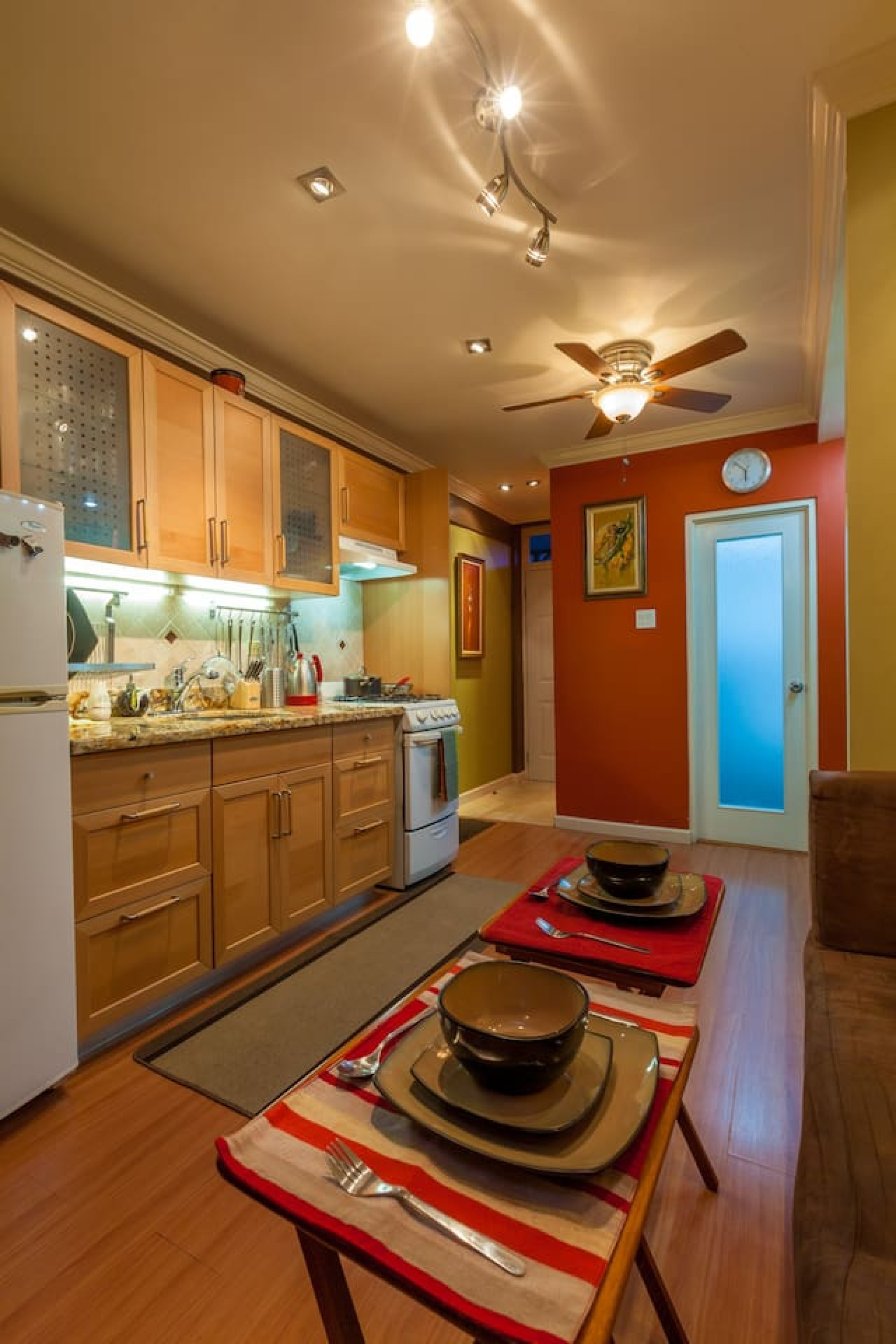 Choose To Be Happy @ Seymour # 16 [Studio] 5