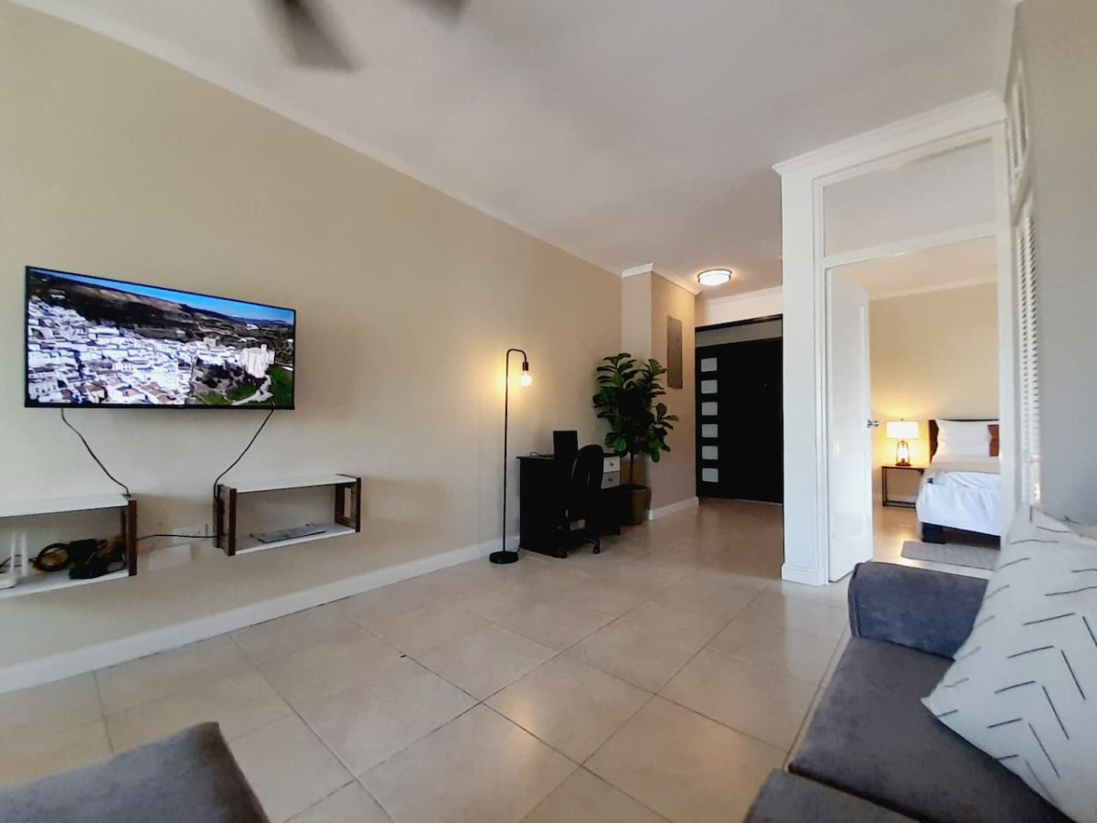 Choose To Be Happy @ Brompton #38 [1-Bedroom w/ Pool] 4