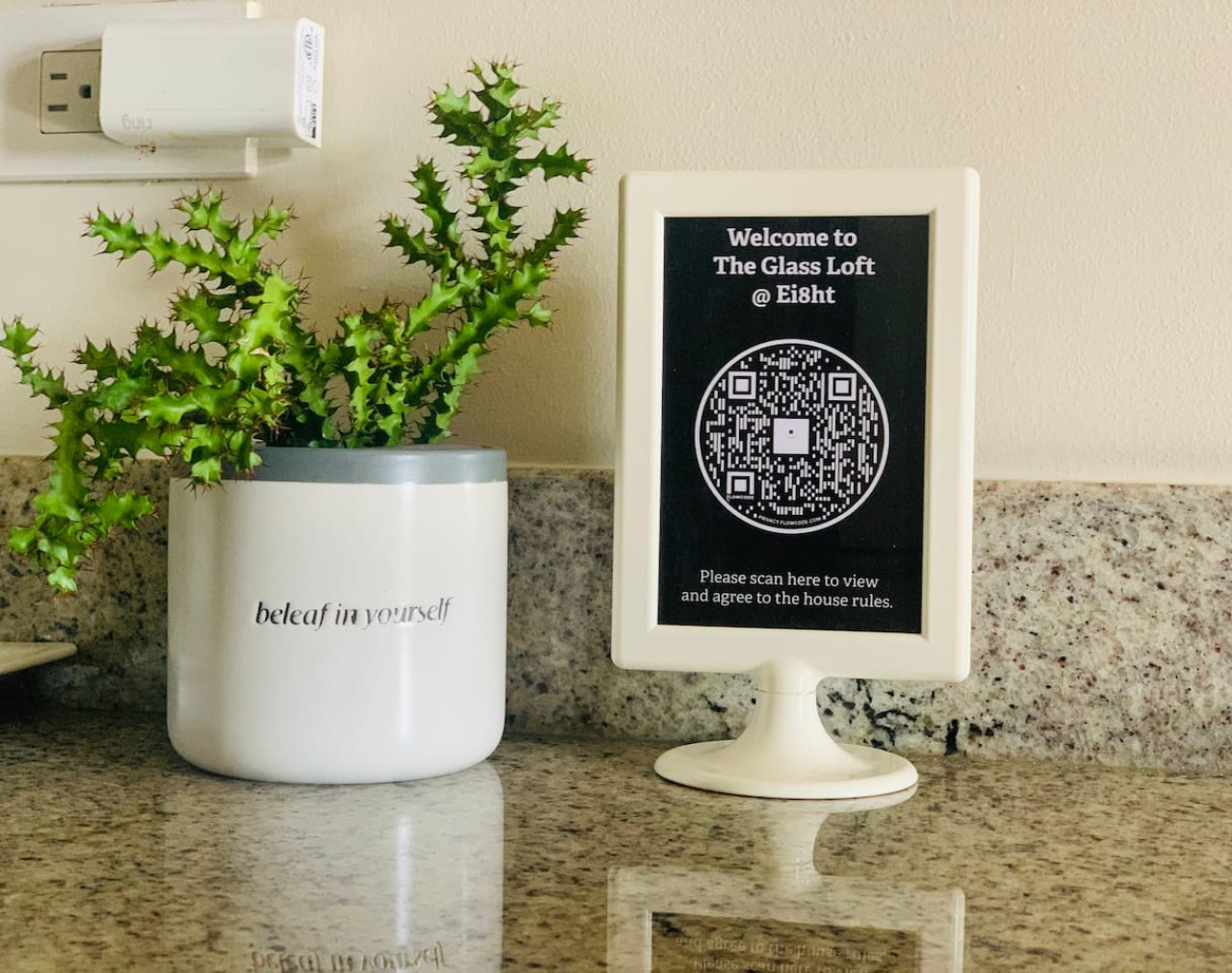 Choose To Be Happy @ EI8HT [Penthouse Glass Loft #25 & Penthouse #26] 5