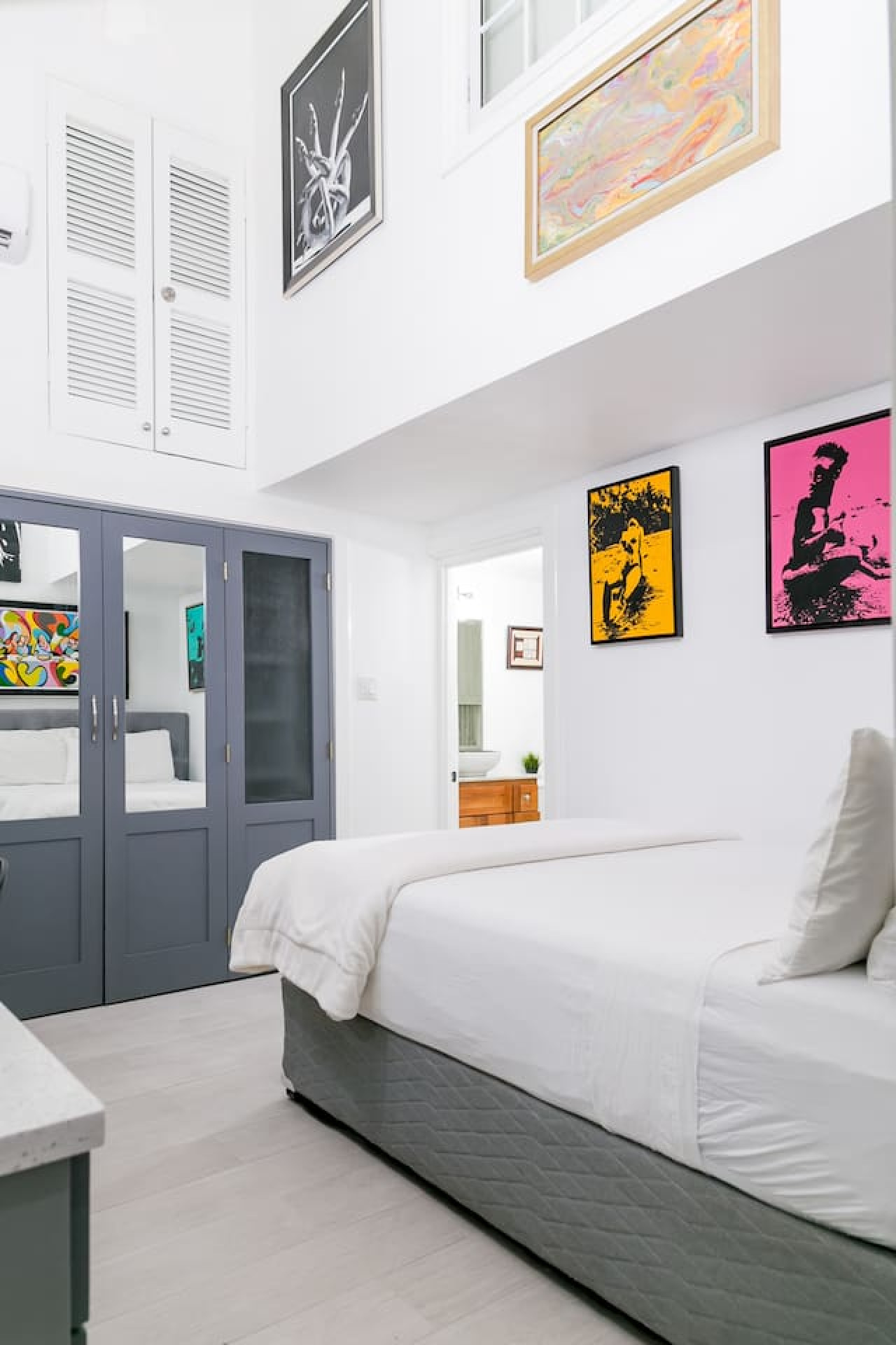 Choose To Be Happy @ The Seville #E3 [2-Bedroom] 6