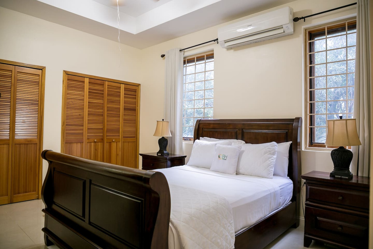 Choose To Be Happy @ Argyle #3 [1-Bedroom w/ Pool] 4