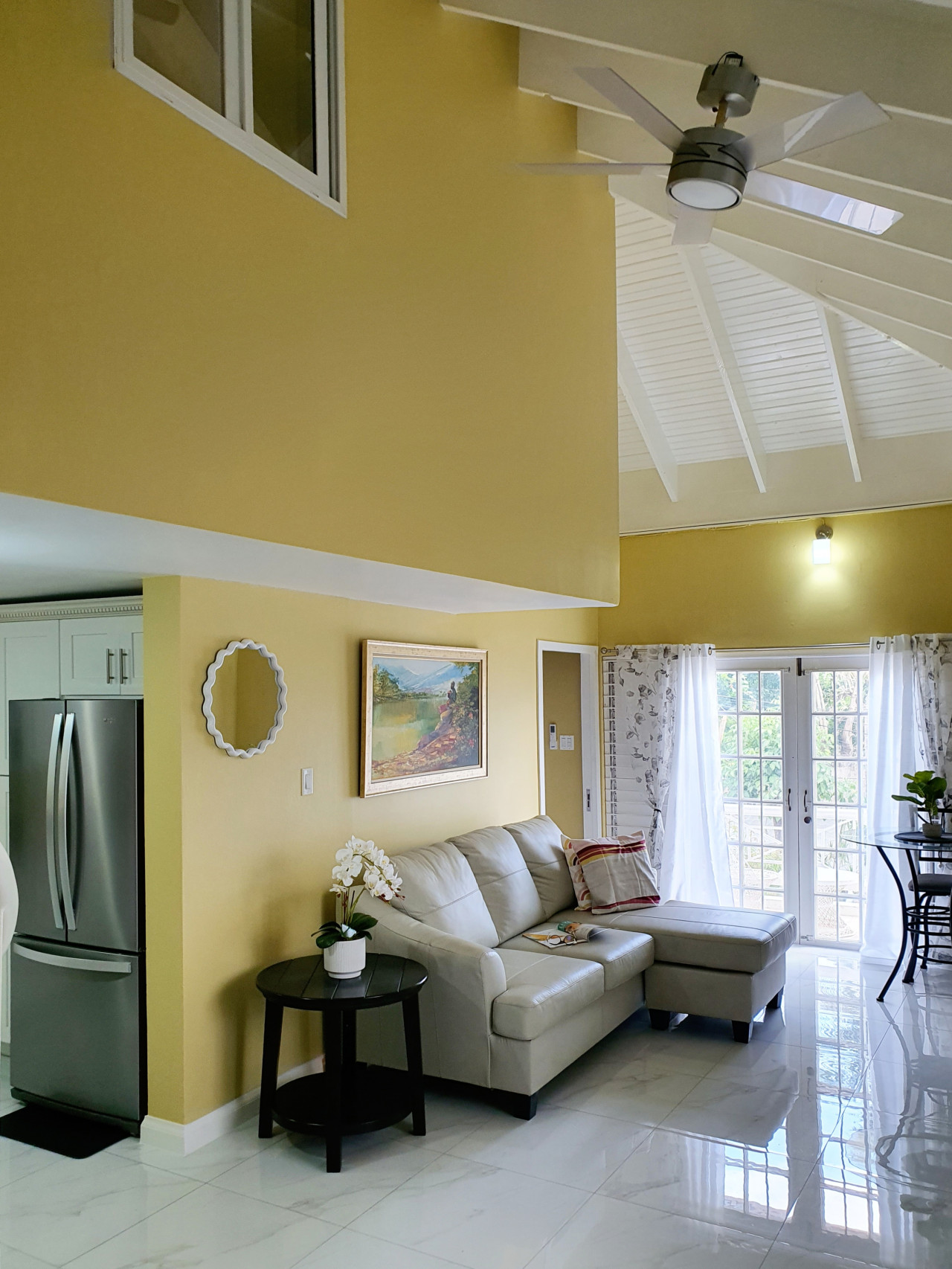 Choose To Be Happy @ The Seville #C4 [2-Bedroom]