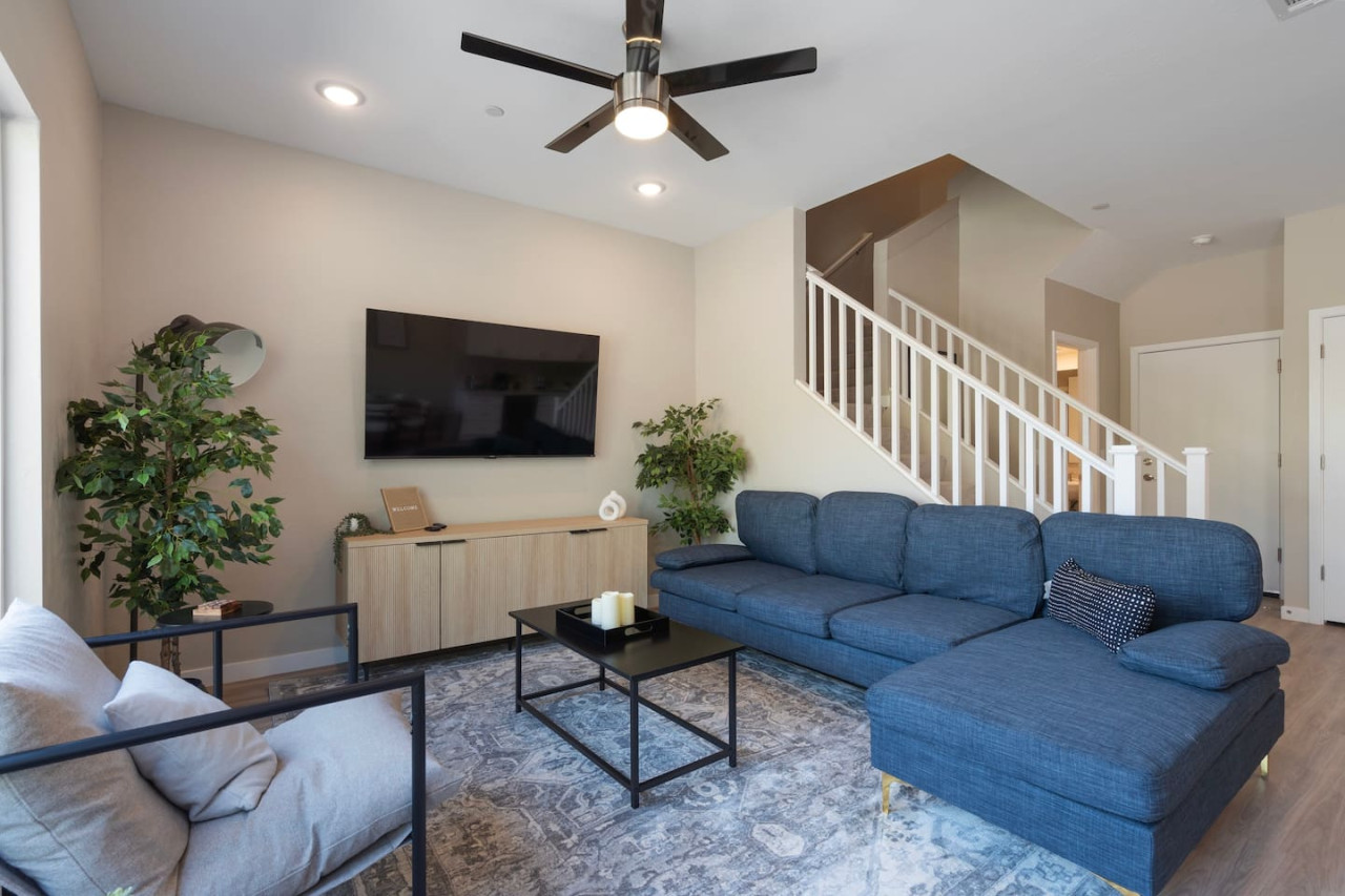 As you take a seat in the living room, the comfortable furniture and tasteful design make it easy to unwind.