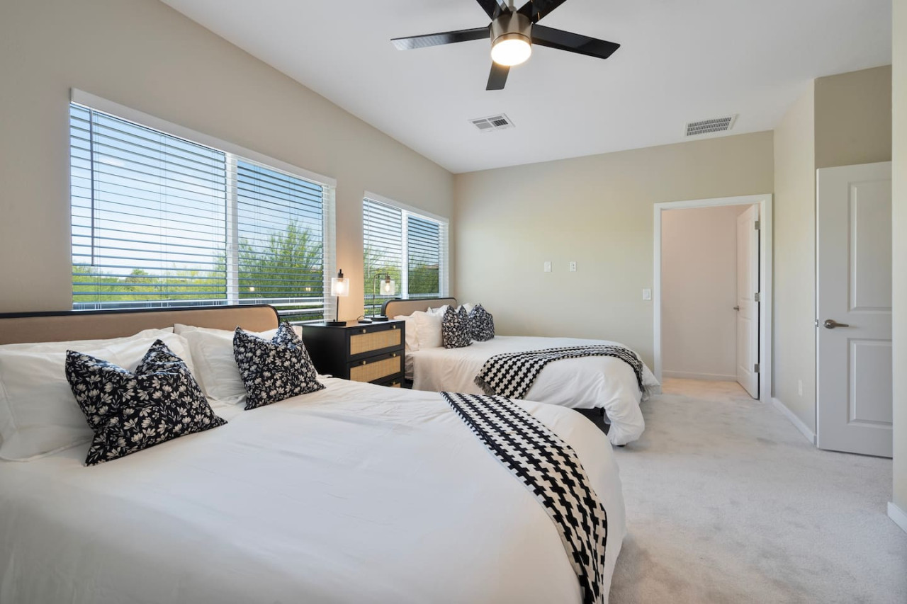As you lie back on the queen bed, you are surrounded by elegant decor and a soothing color palette that calms the senses.
