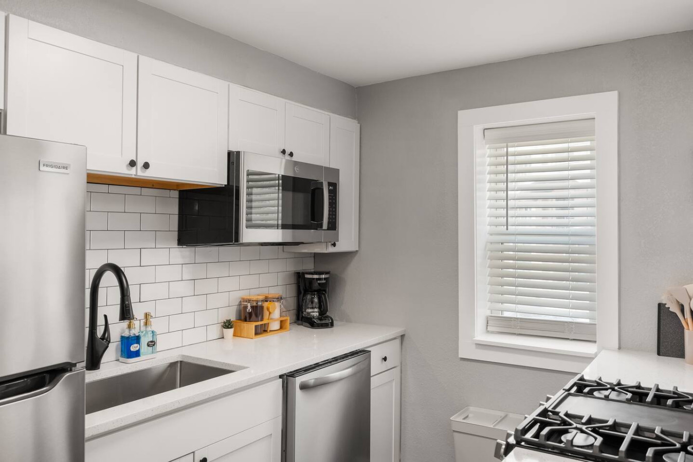 As you step into the kitchen, functional design make you eager to start cooking your favorite dishes.