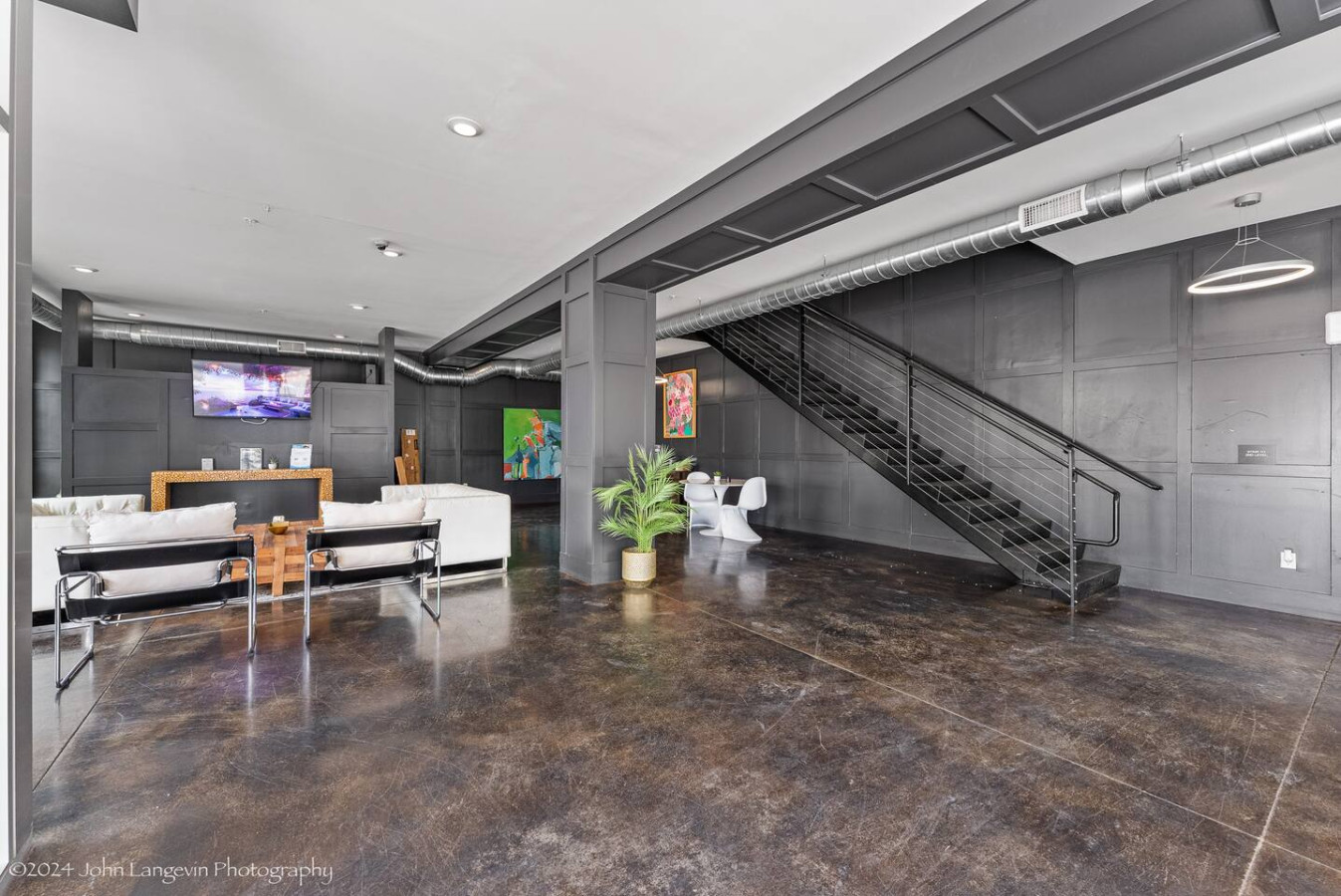 A beautiful space for creating beautiful memories with your friends or loved ones!