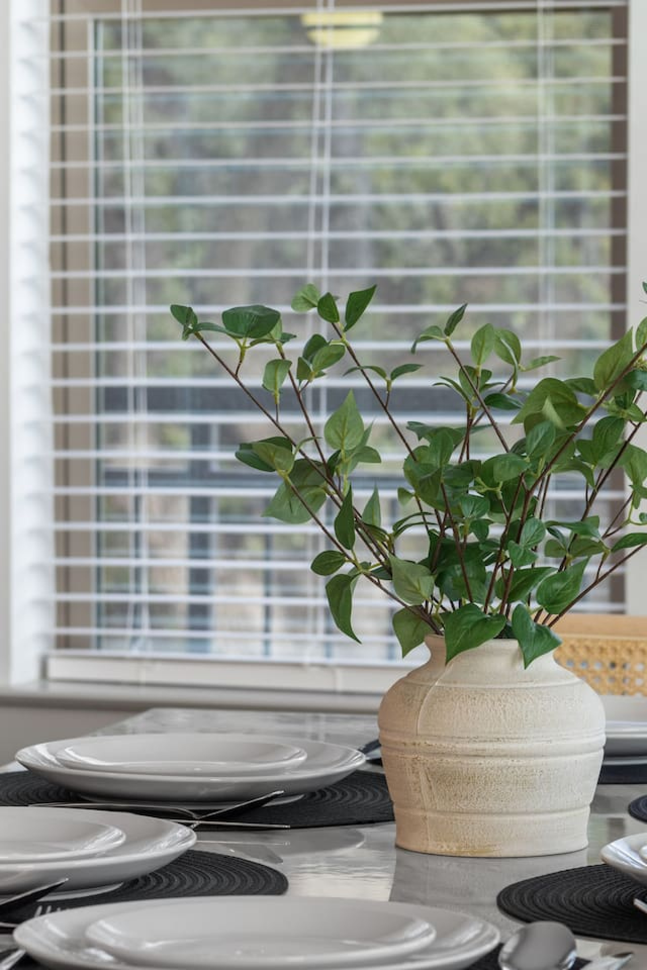You are surrounded by tasteful decor and warm tones for a perfect setting for any occasion.