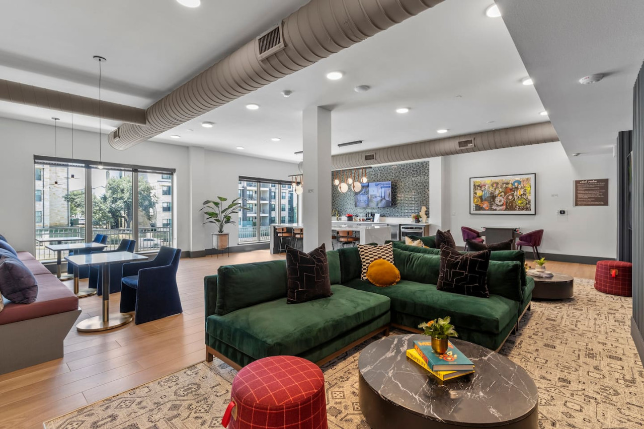 A beautiful space for creating beautiful memories with your friends or loved ones!