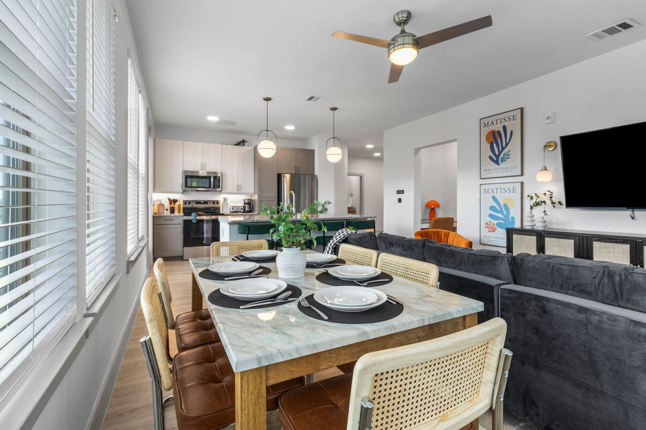 Our dining area is a place for you to relax and enjoy a meal with your family.