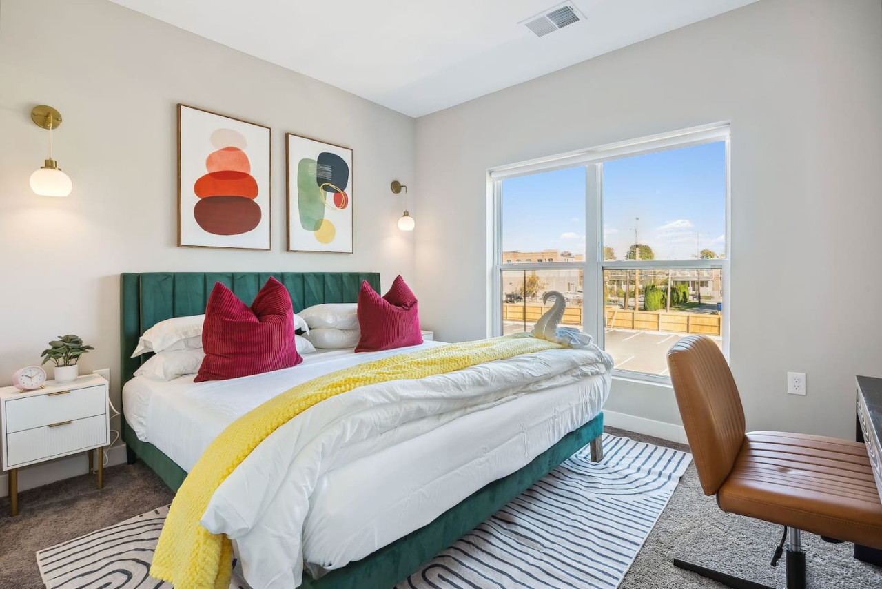 As you lie back on the queen bed, you are surrounded by elegant decor and a soothing color palette that calms the senses.