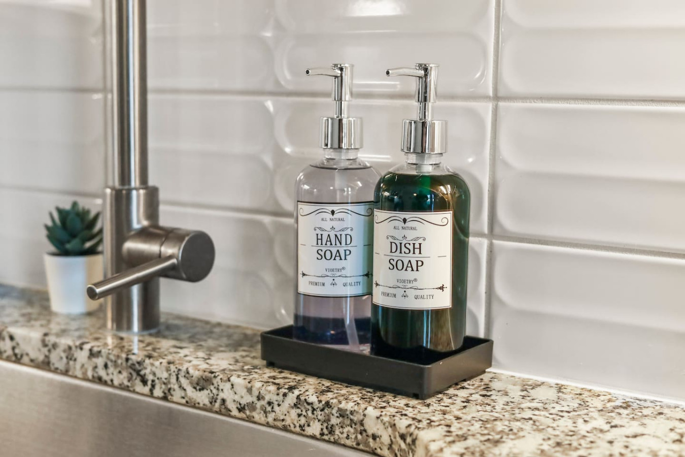 The kitchen’s open layout allows you to move freely as you prepare meals, with everything you need at your fingertips.
