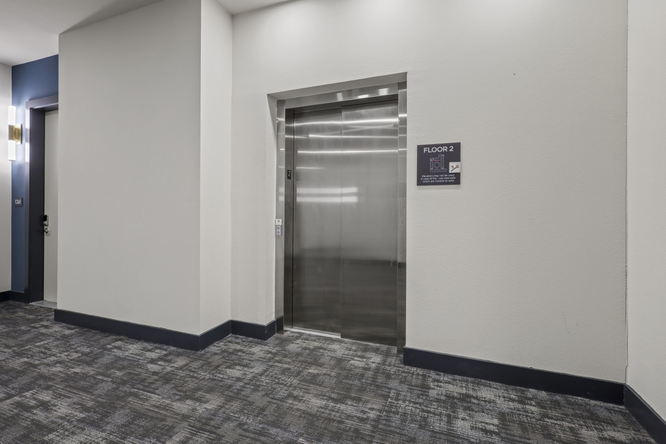 A Building elevator