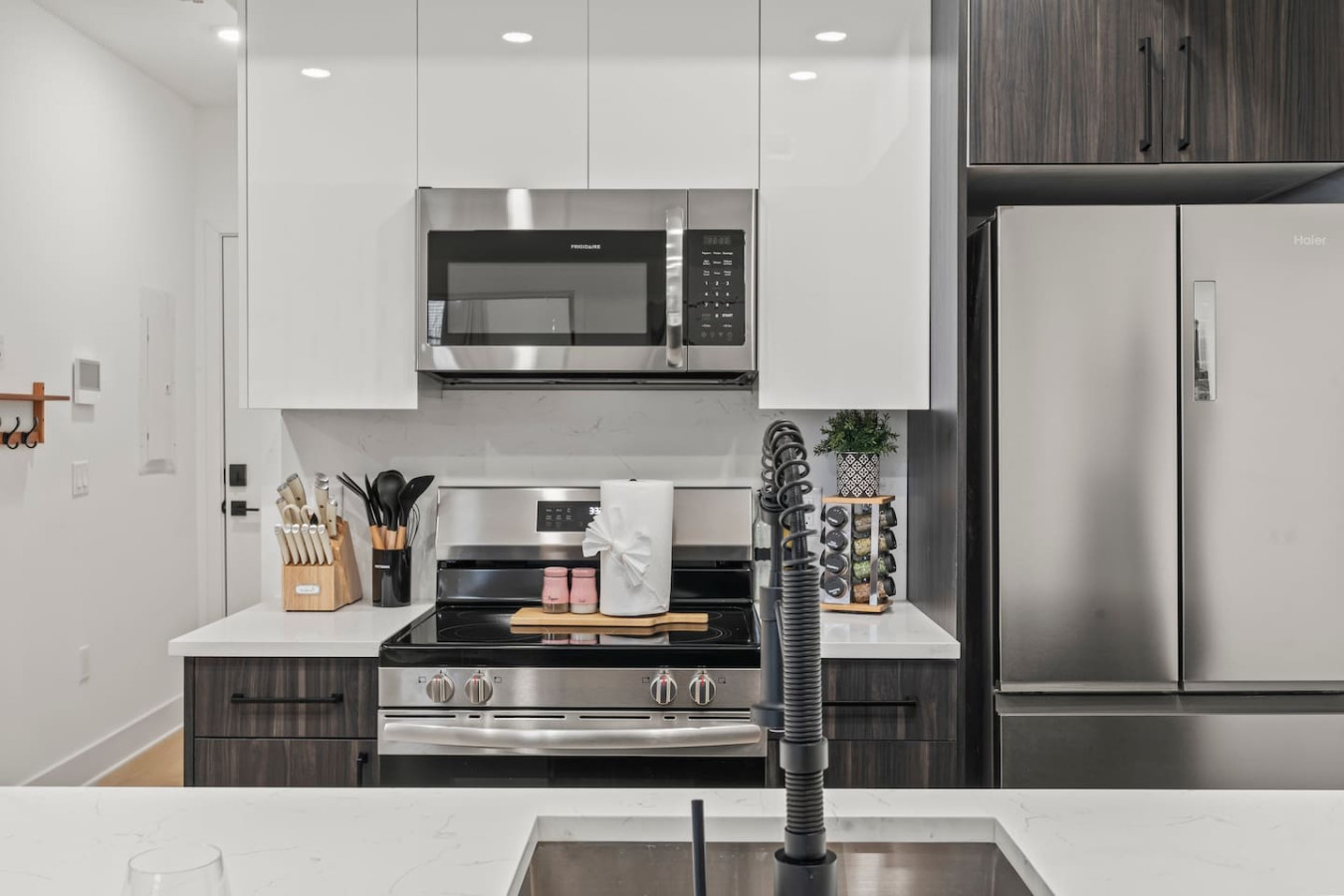 Fully equipped kitchen with all the tools you need for a perfect culinary experience. Enjoy the convenience of having everything at your fingertips!