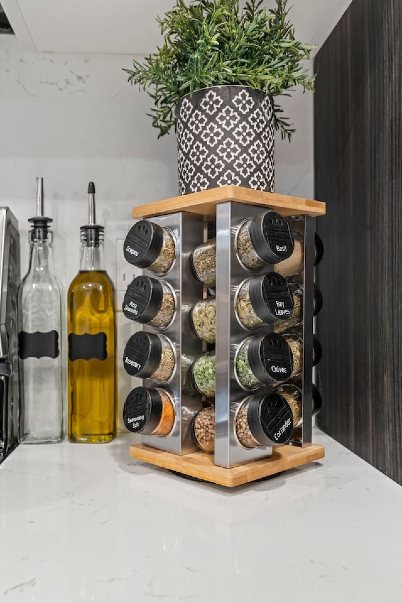 The kitchen invites you to experiment with new recipes, offering a stylish and practical space to cook and create.
