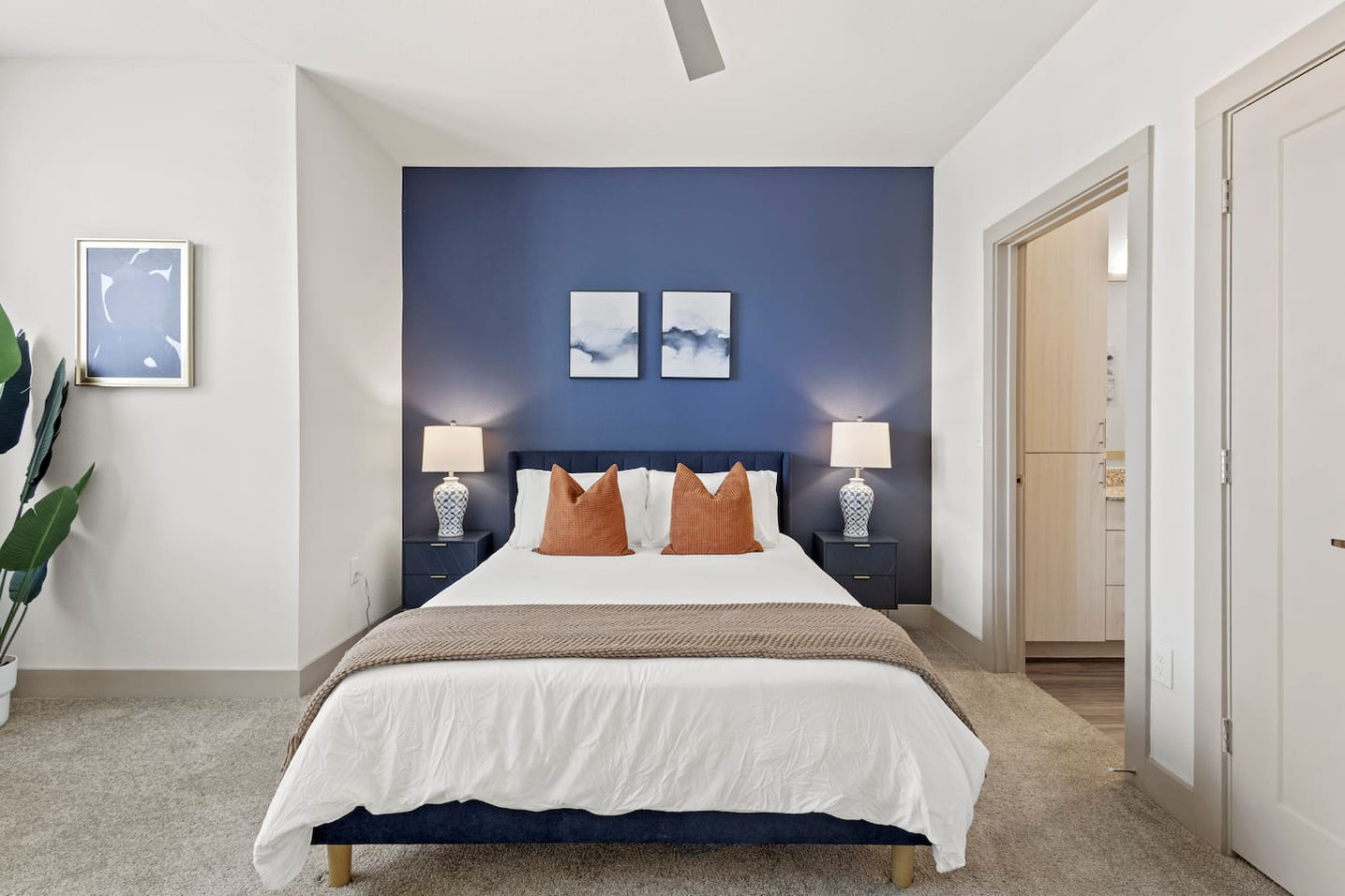 You’ll feel enveloped in warmth in this charming room with its rich wood accents and inviting bed. Wake up refreshed, surrounded by rustic coziness, and enjoy the perfect mix of comfort and natural vibes