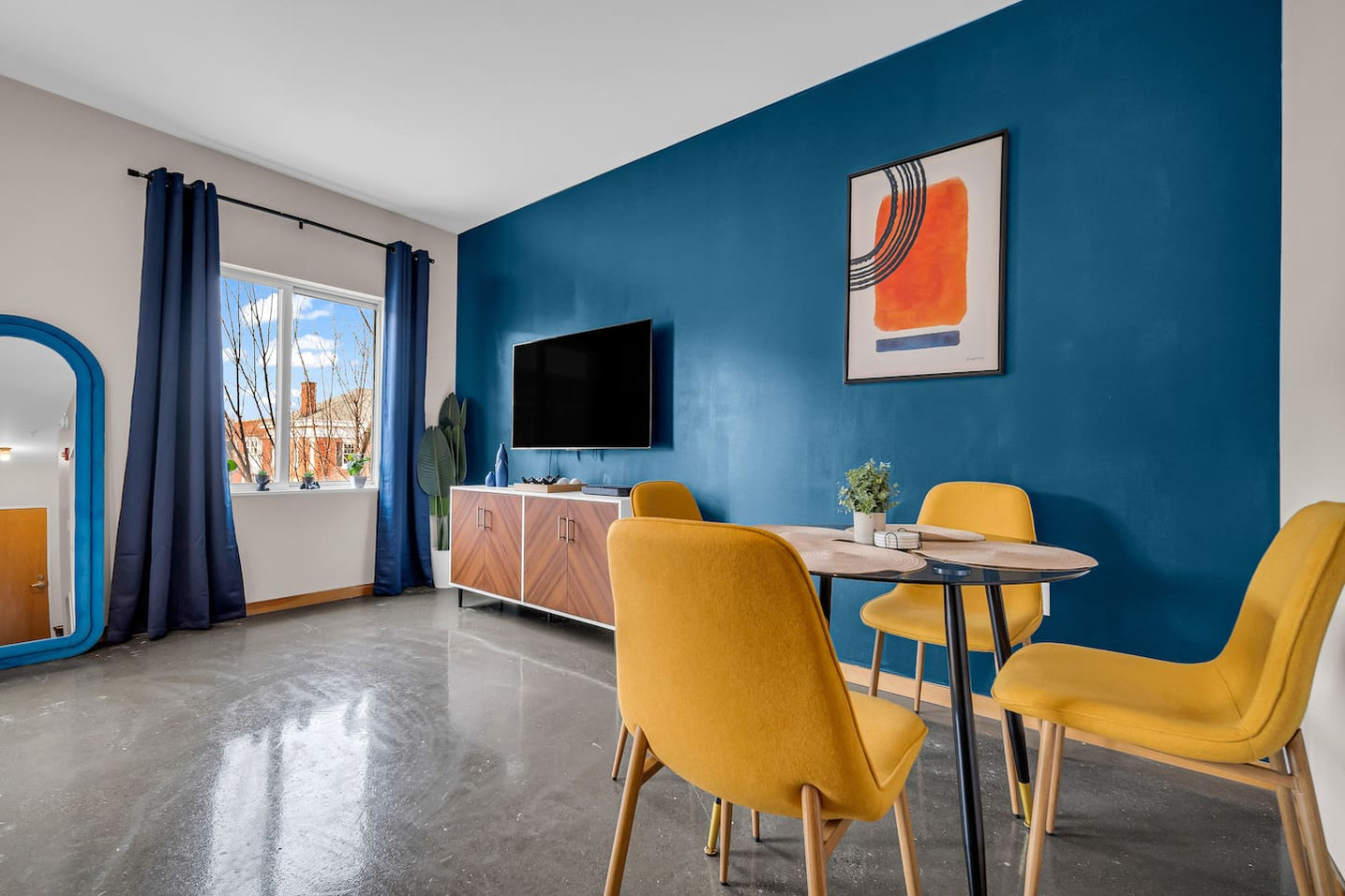 Spacious living room with stylish decor, perfect for unwinding after a day of exploring the local area.